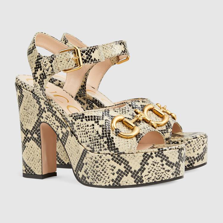674776.19Y00.9719.002.100.0000.Light Womens platform sandal with Horsebit